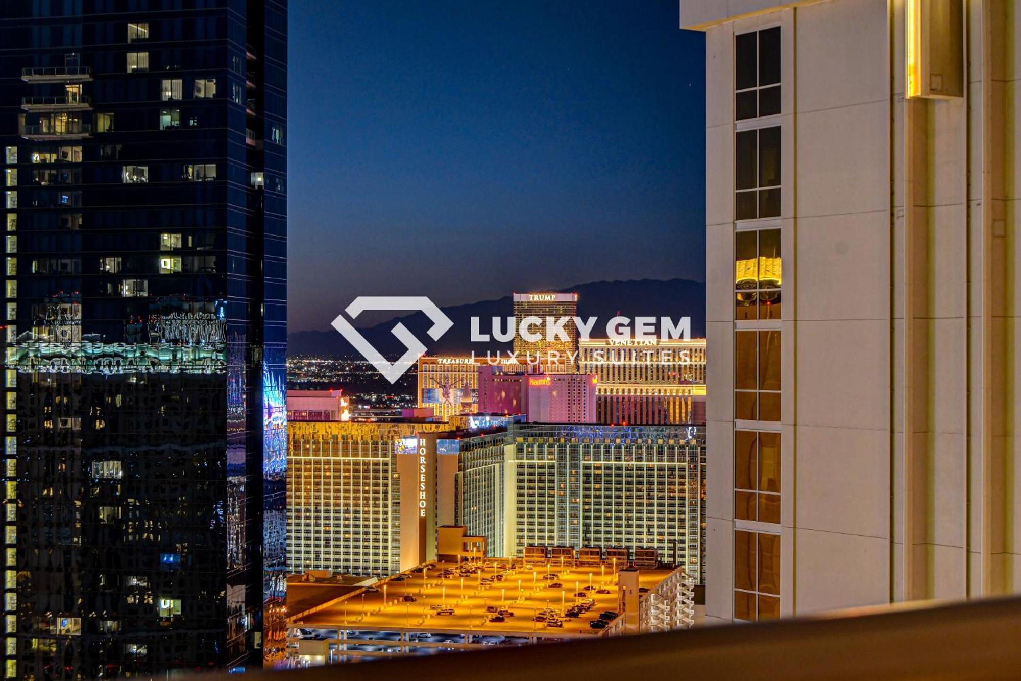 Lucky Gem Penthouse & Luxury Suites At Signature Resort, Balcony Strip View 3505 Las Vegas Eksteriør billede